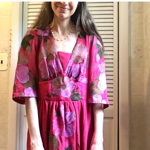 {Etcetera} Embroidered Floral Fuchsia Midi Dress - Picture 2 of 8